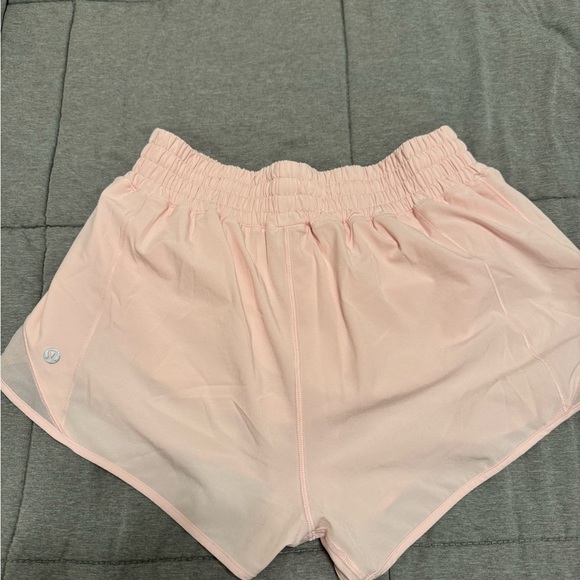 Lululemon hotty hot Light Pink Shorts - Picture 2 of 7